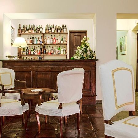 Locanda La Posta Cavour Bagian luar foto