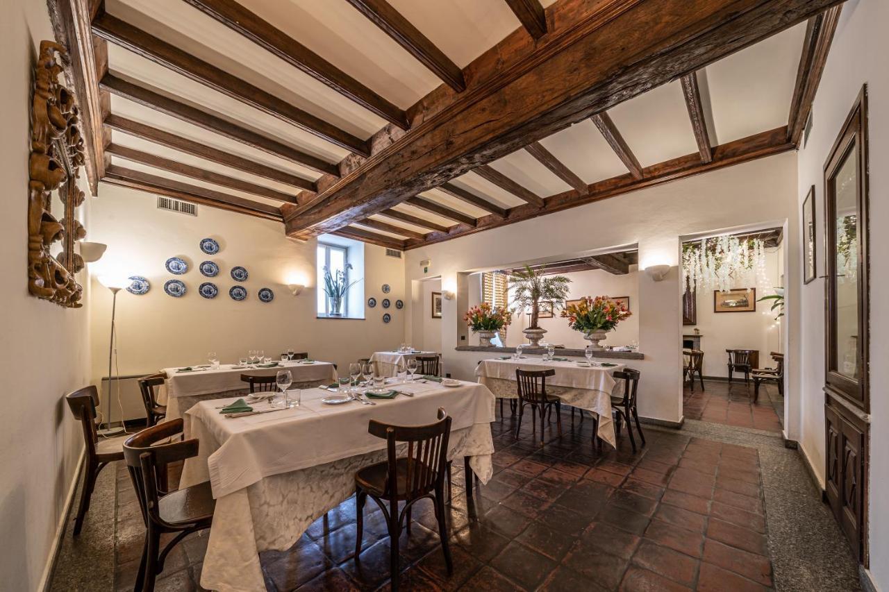 Locanda La Posta Cavour Bagian luar foto